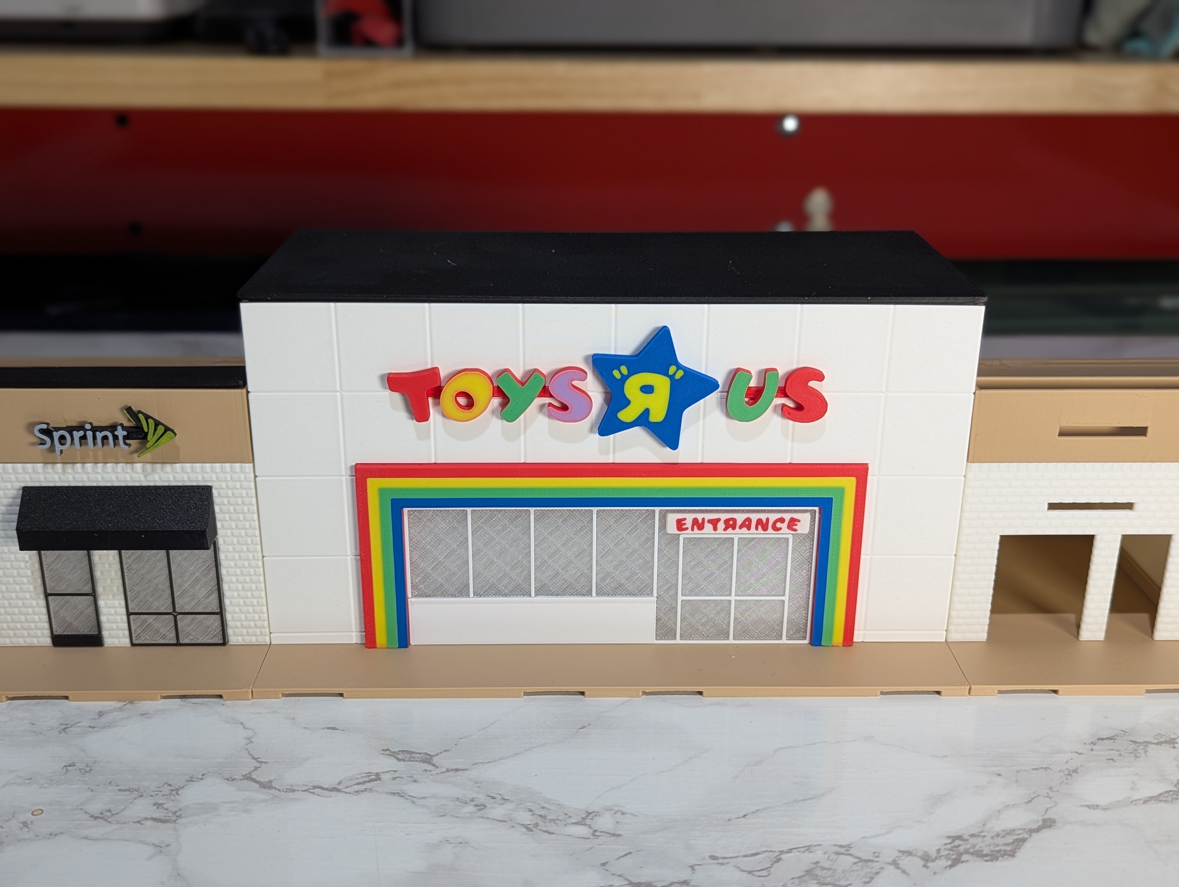 Toys R Us Model Set - 1:64 Scale Diorama — thumbnail 5