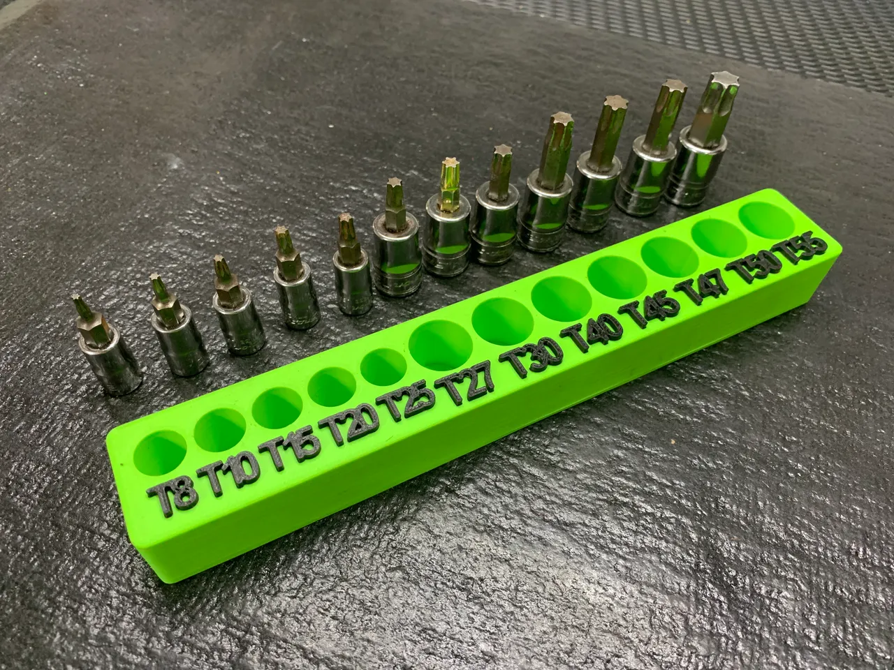 Torx Socket Driver tray T8-T55 by V4VanGelder | Download Torx Socket Driver tray T8-T55 by V4VanGelder | Download