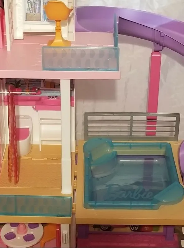 Barbie Dreamhouse Pool by Aaron Kelley Download free STL model