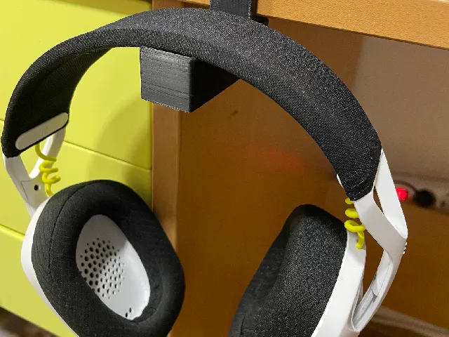 headphone hanger