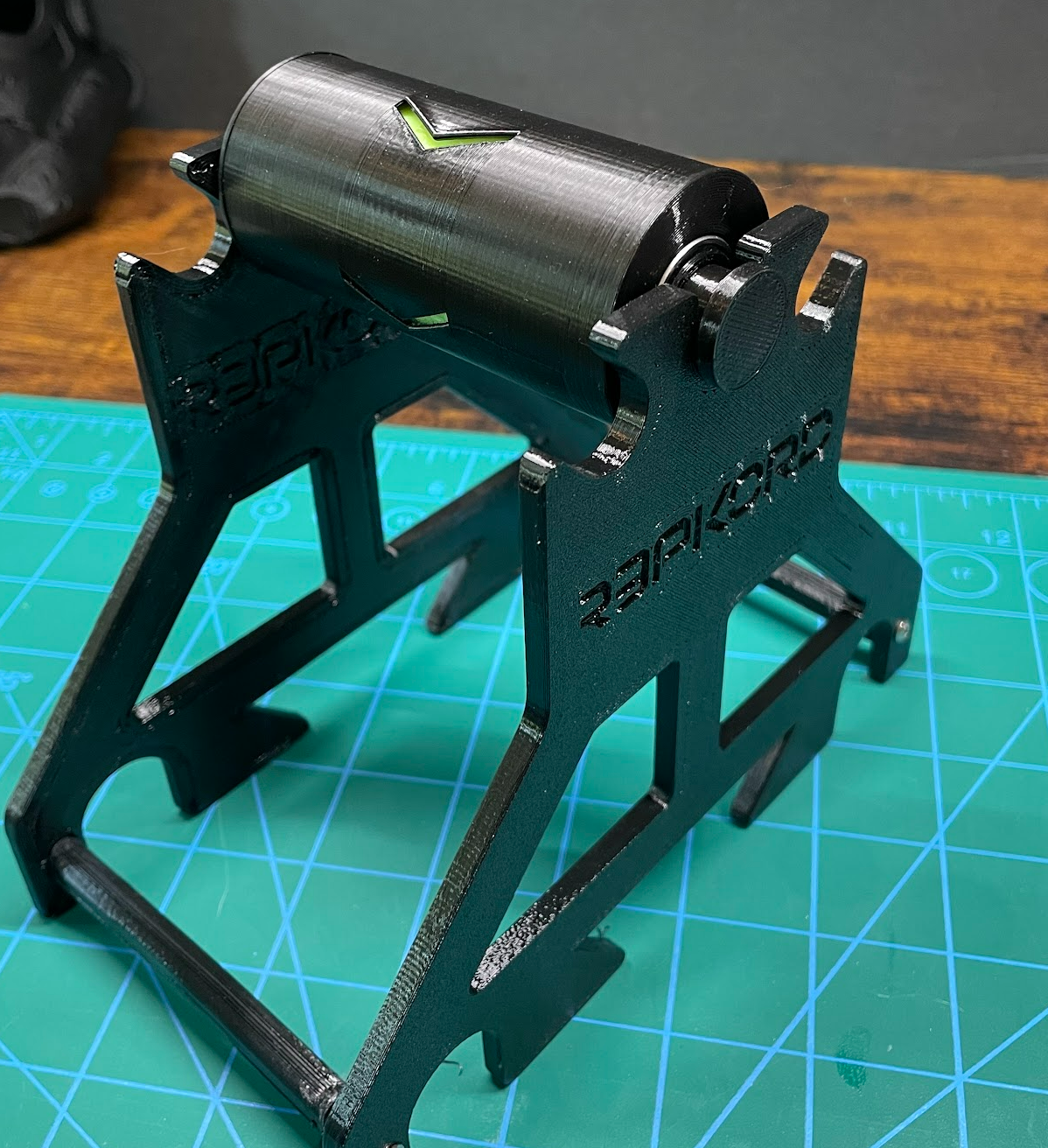 Auto-Rewind Spool Holder Shaft & End caps for RepRack/RackStand
