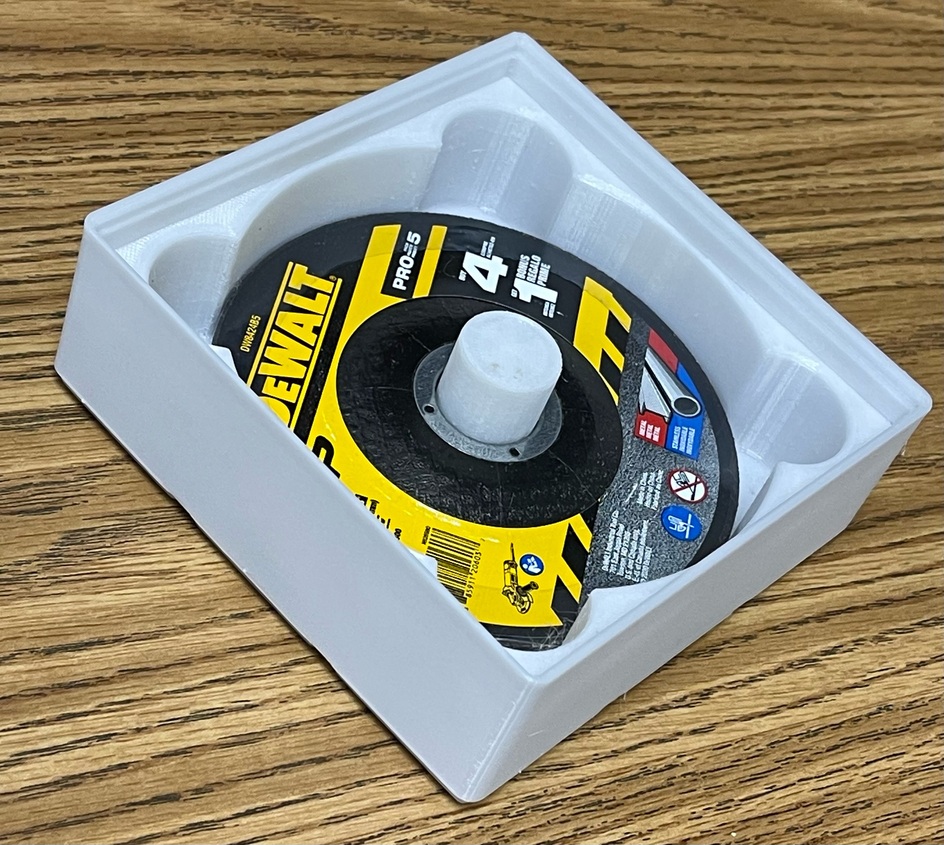 Gridfinity angle grinder disc storage by MetaTrumpet Download free