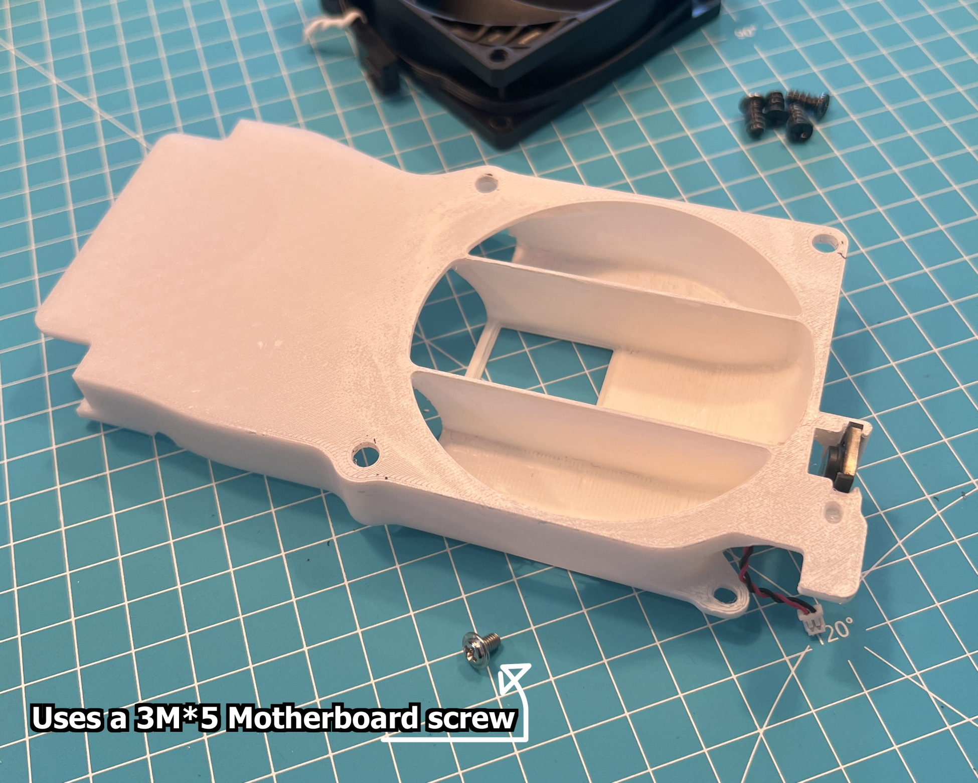 M920 - CPU Cooler for 80mm Fan