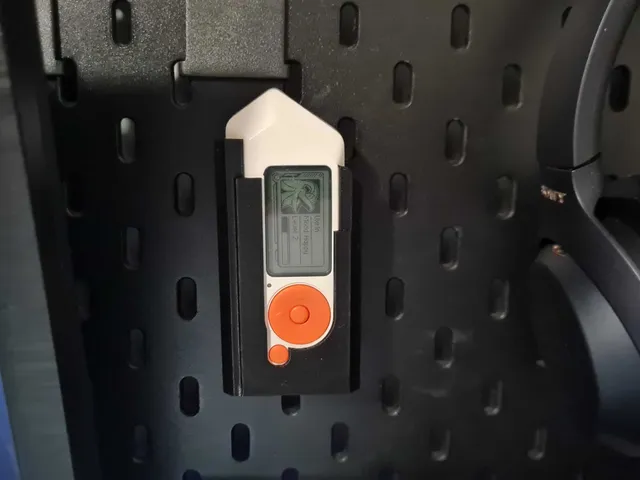 Skadis holder for Flipper Zero