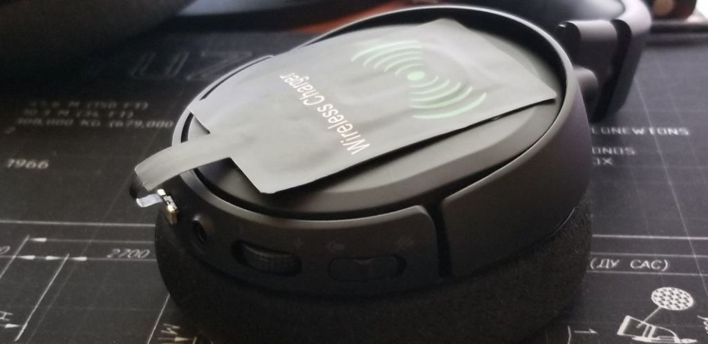 Wireless charger for headphones (even without wireless charger function ...