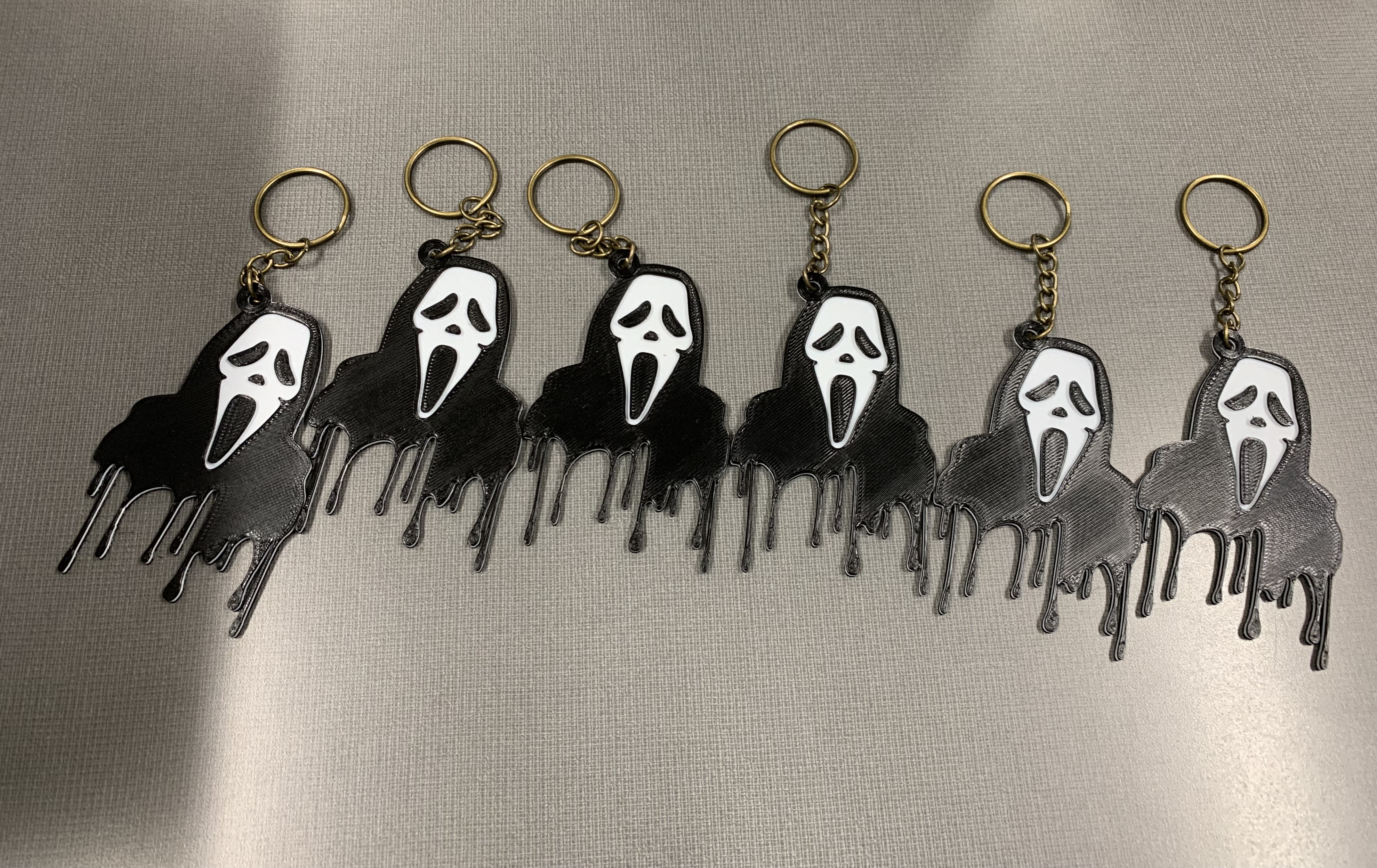 Miniatura 2 do modelo 3D Ghostface Keychain