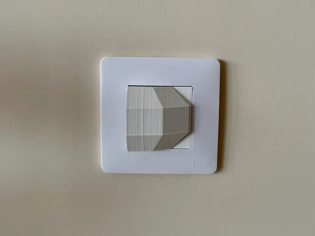 In Wall Cable Management for Schneider Unica Studio