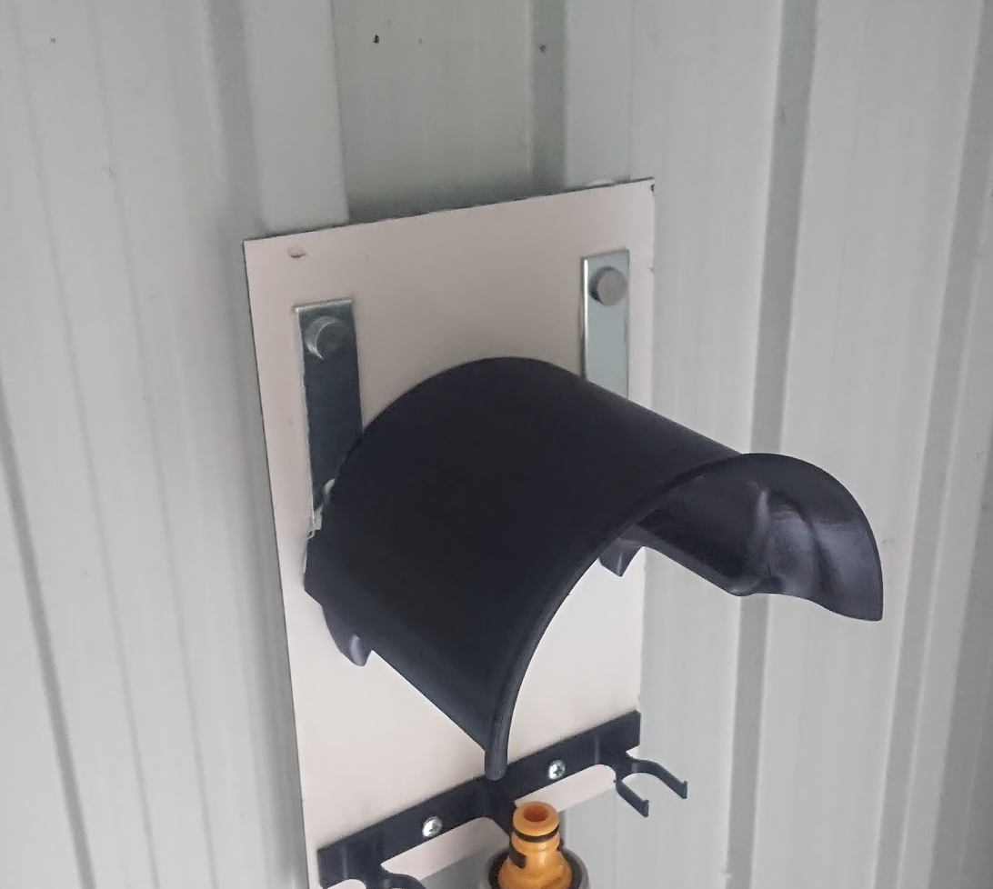 Garden hose holder by Ondřej Kleger Download free STL model