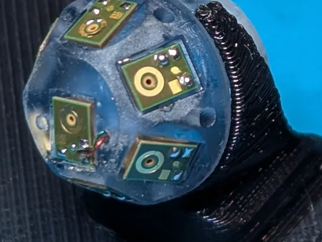 Parts for a low noise wideband MEMS studio microphone