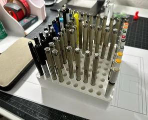 PEN HOLDER / ORGANIZER