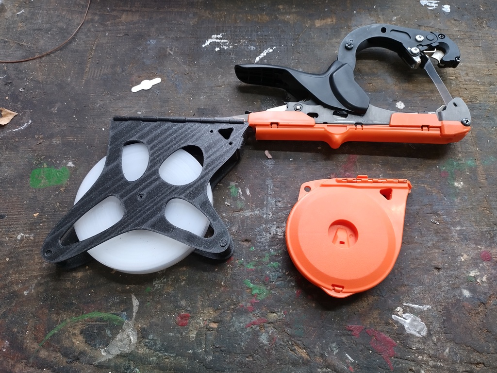 Larger Spool for MAX tape binding tool.