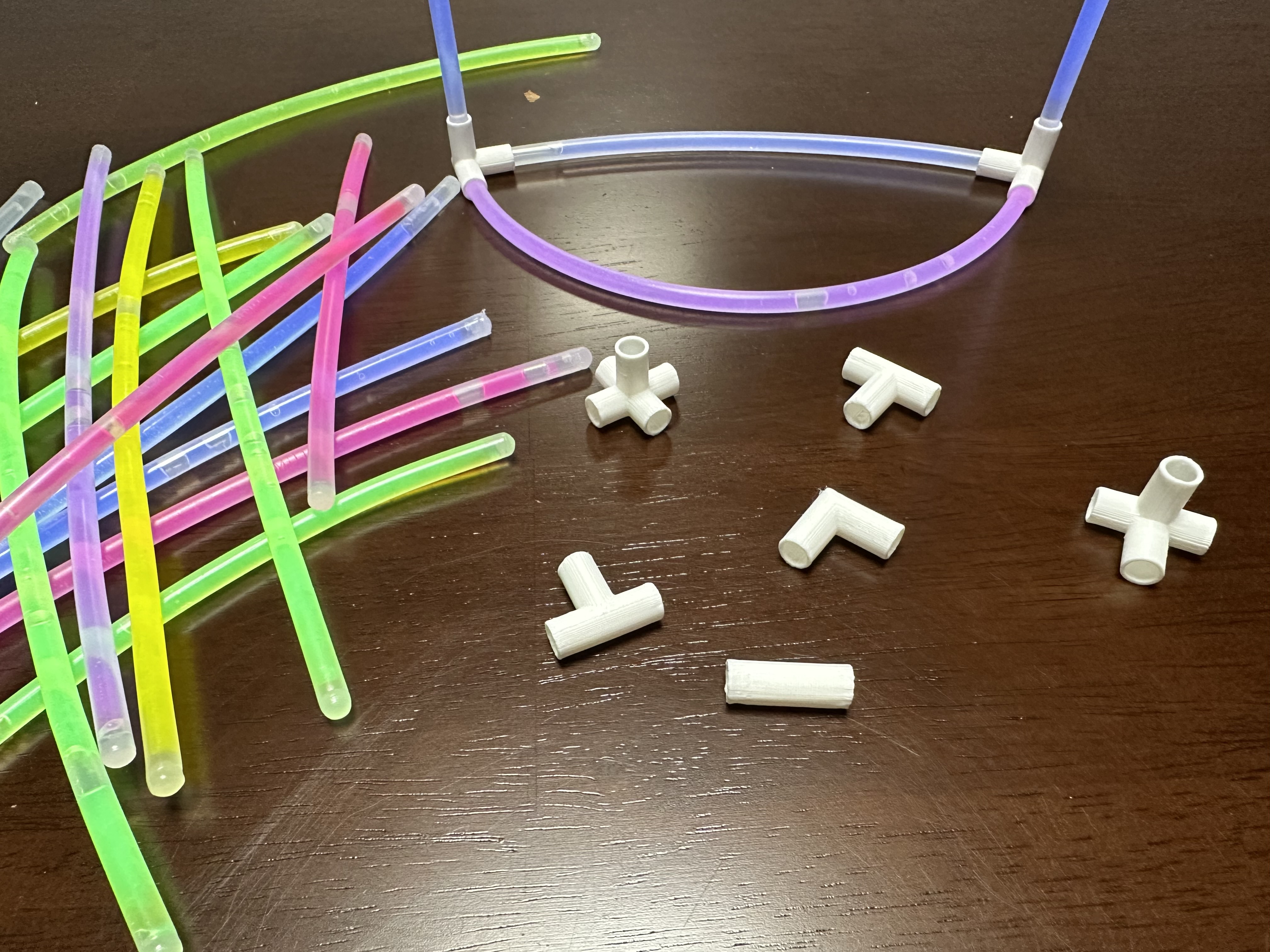 Glow Stick Connectors by CoffeeGirl713 Download free STL model