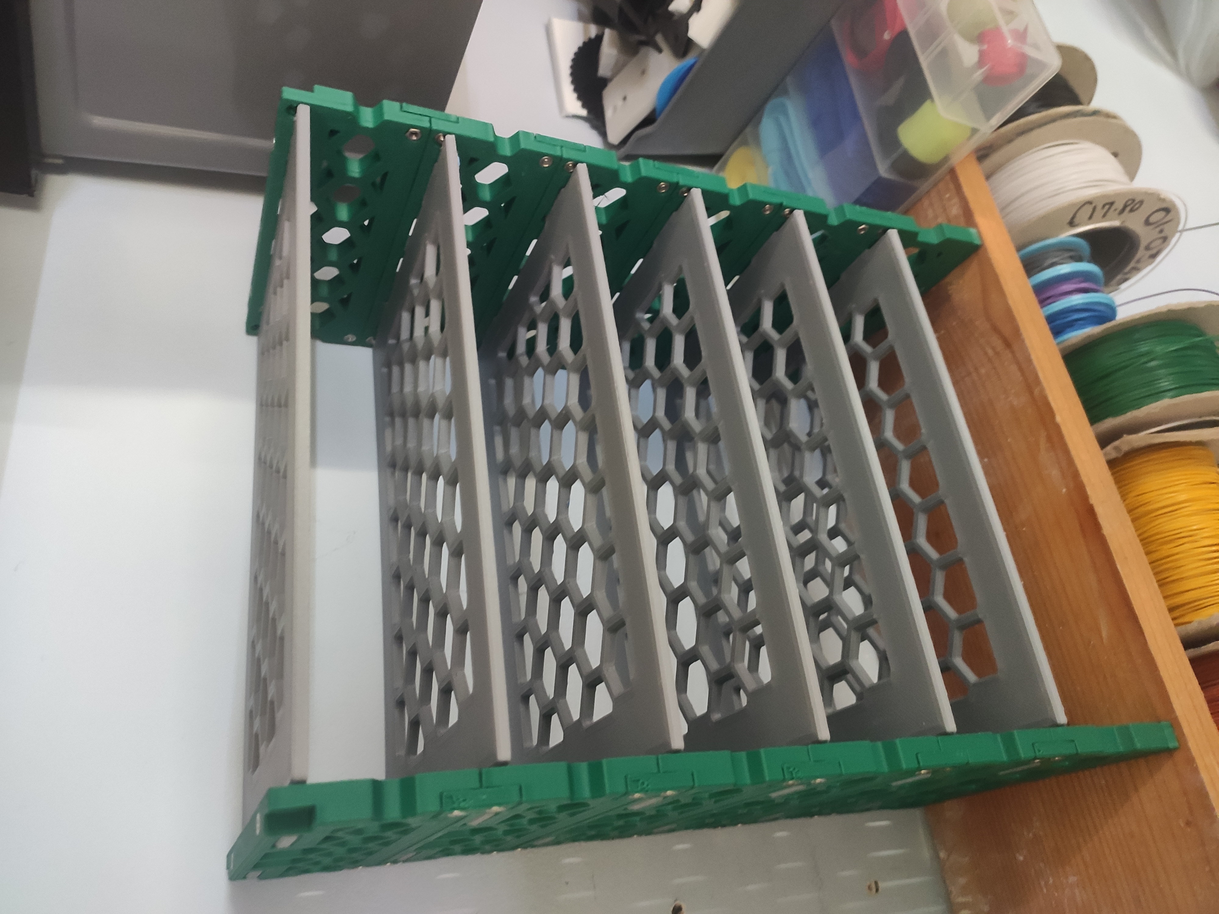 Miniatura 2 do modelo 3D Stackable Rack for Small Parts Boxes