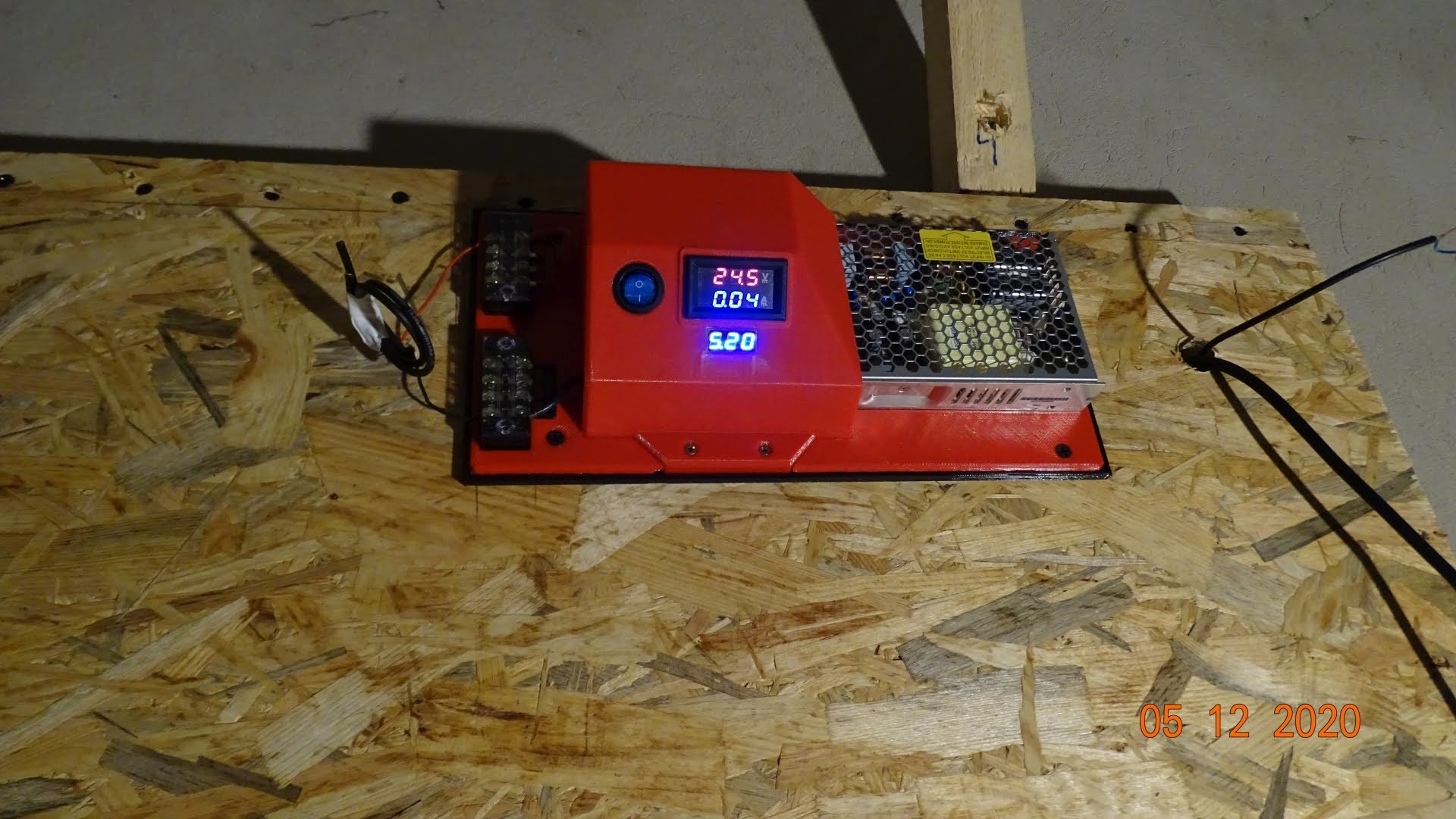 Box for 24V power supply Mean Well LRS15024 by Paragon Download