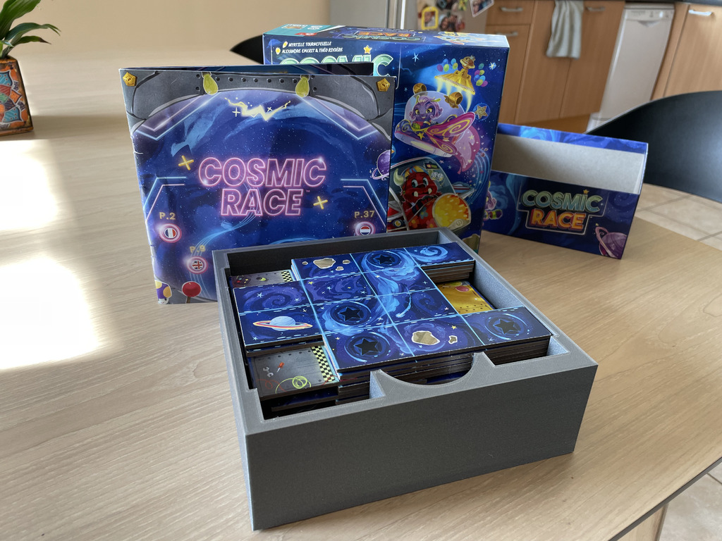 Miniatura 6 do modelo 3D Cosmic Race boardgame insert