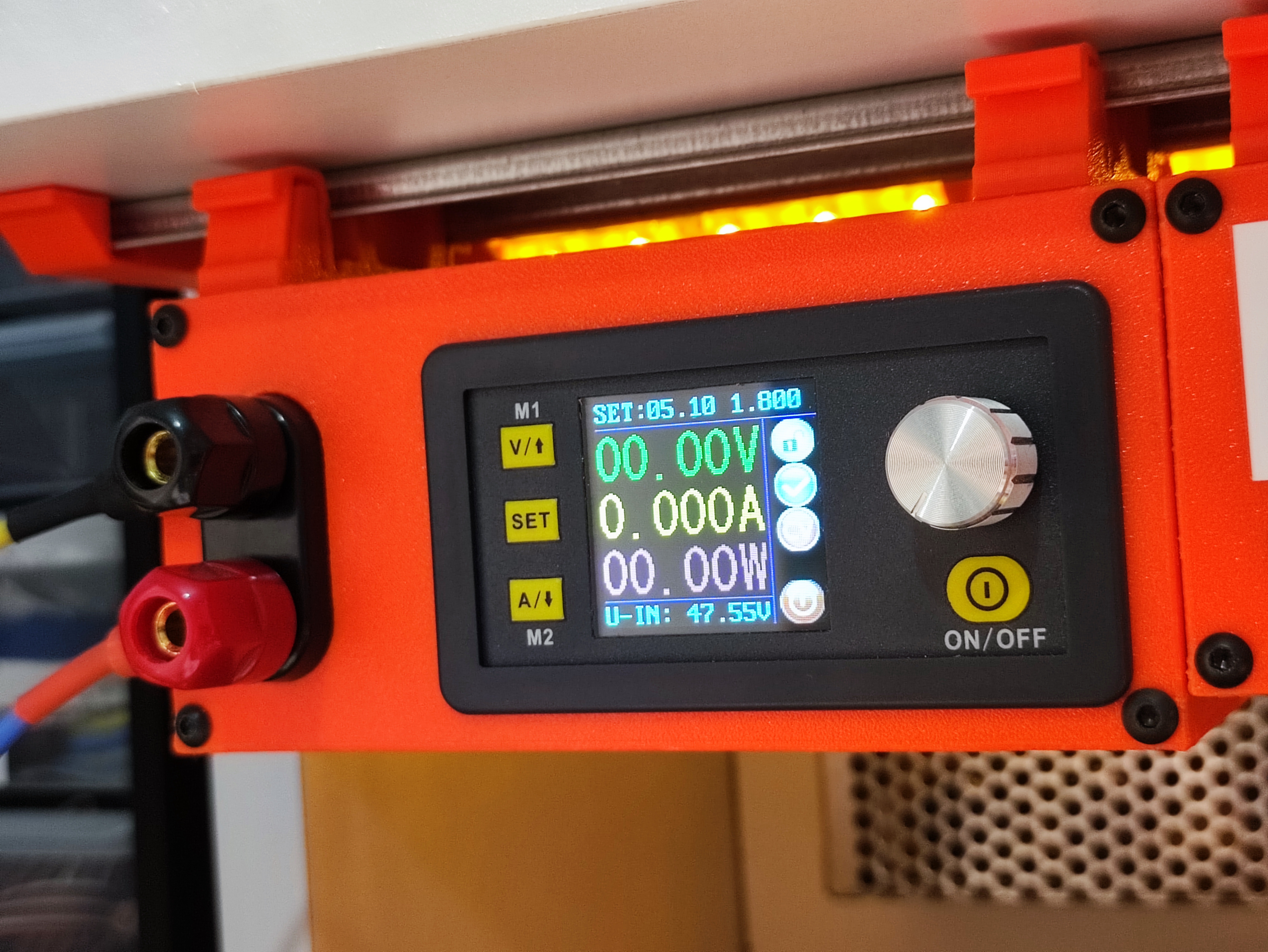 DPS5005 DIN mounting box w/ banana connectors