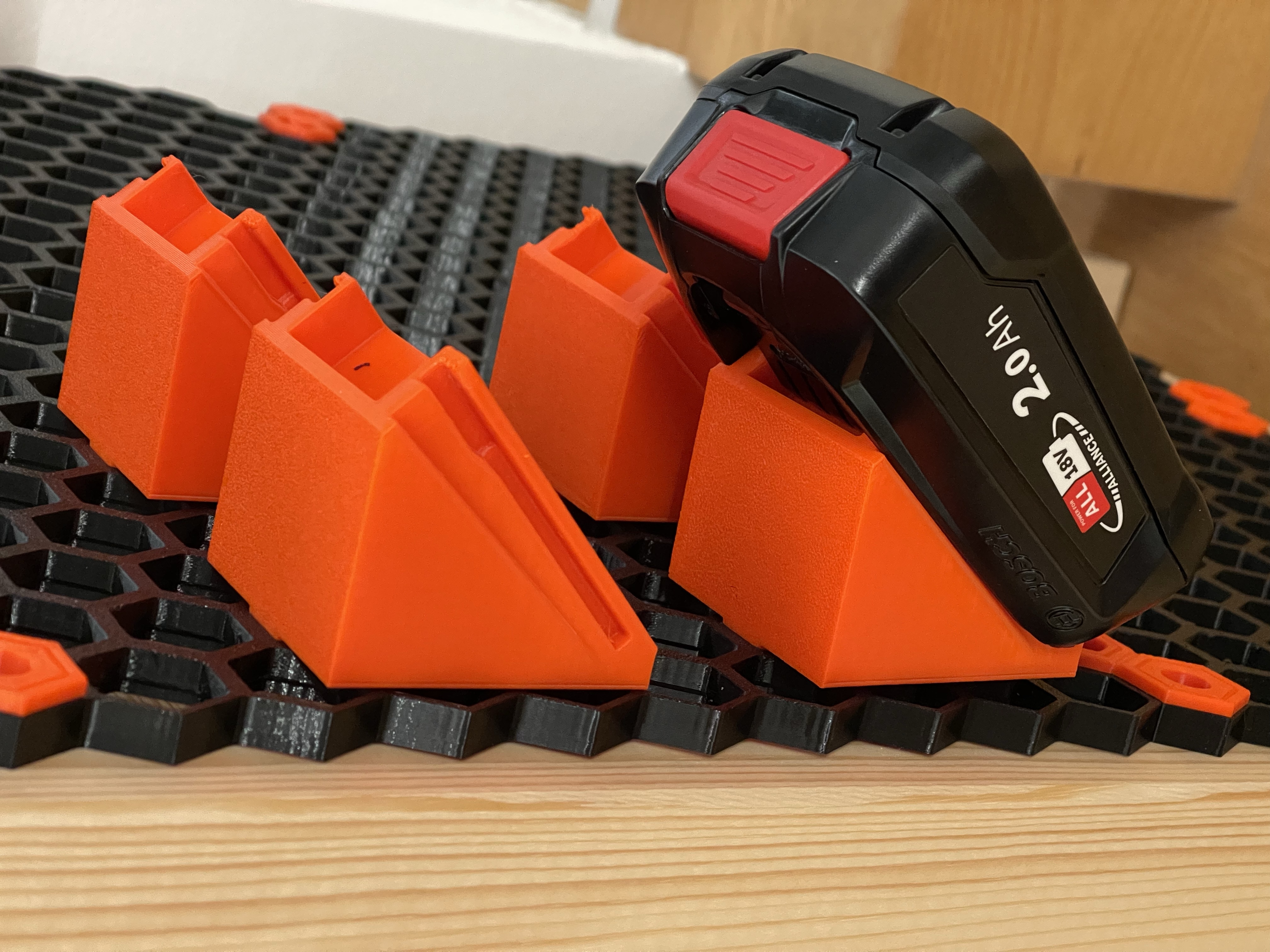 HSW angled mount for "Power For All 18V Alliance" Bosch batteries