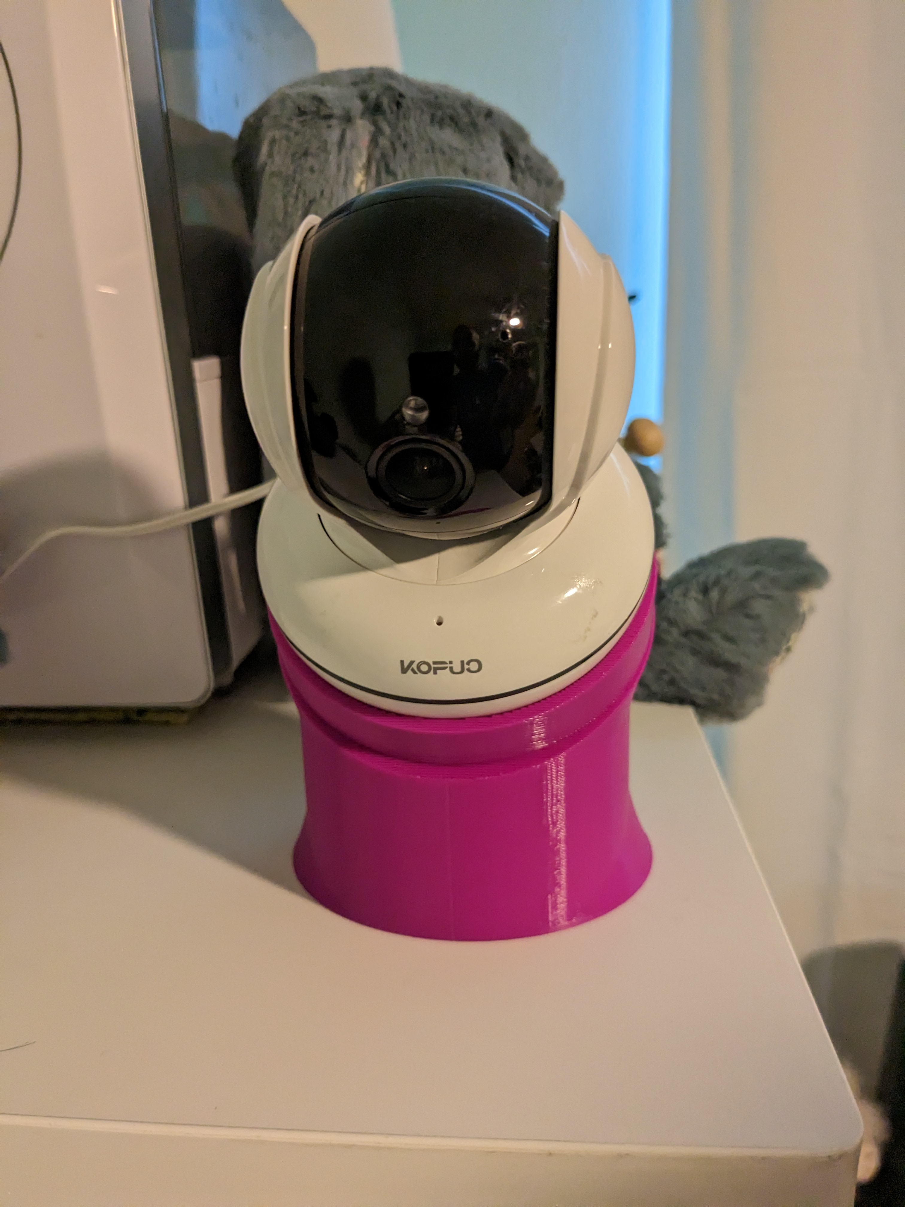 Baby monitor stand