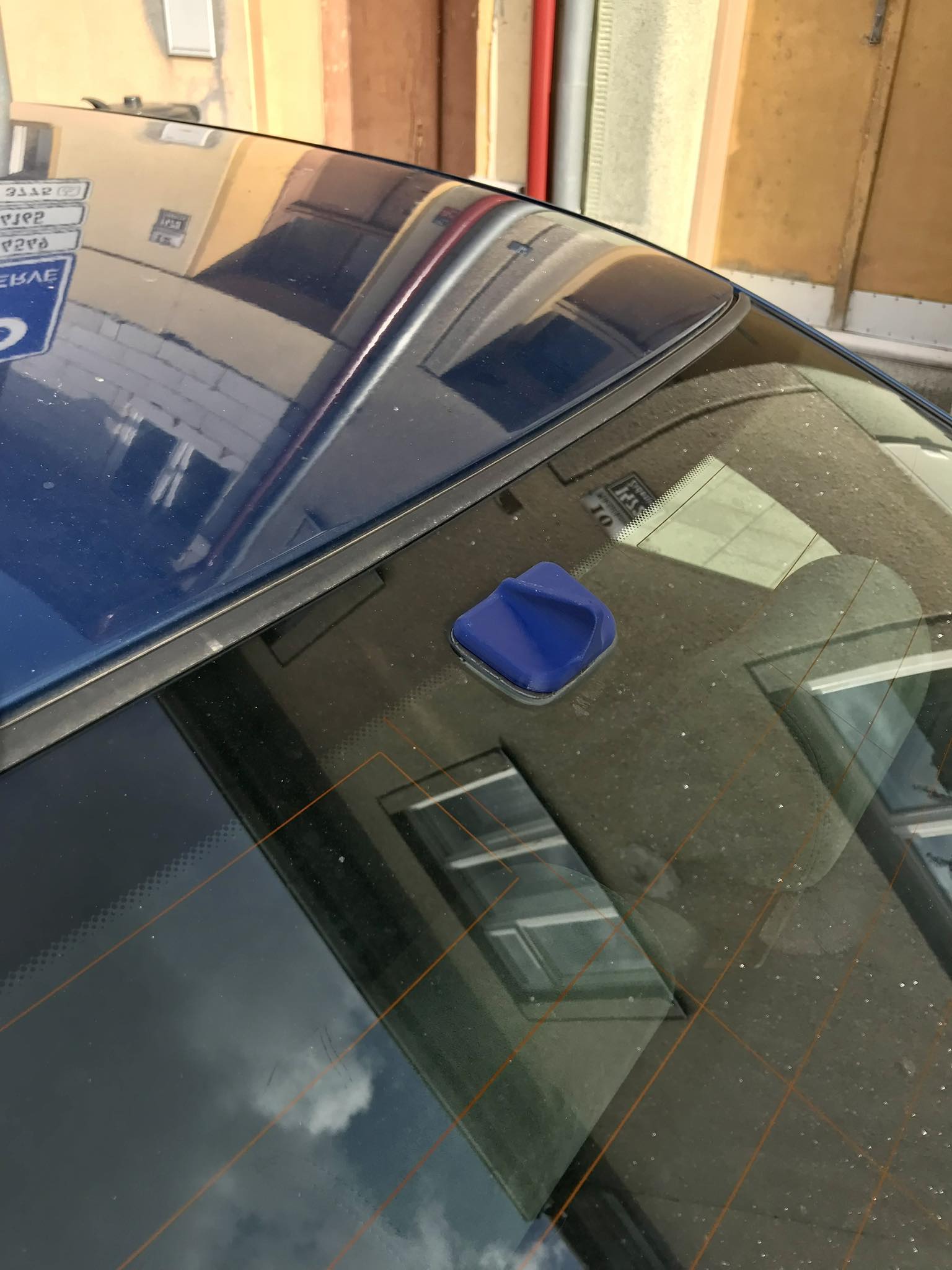 BMW E39 Shark Fin