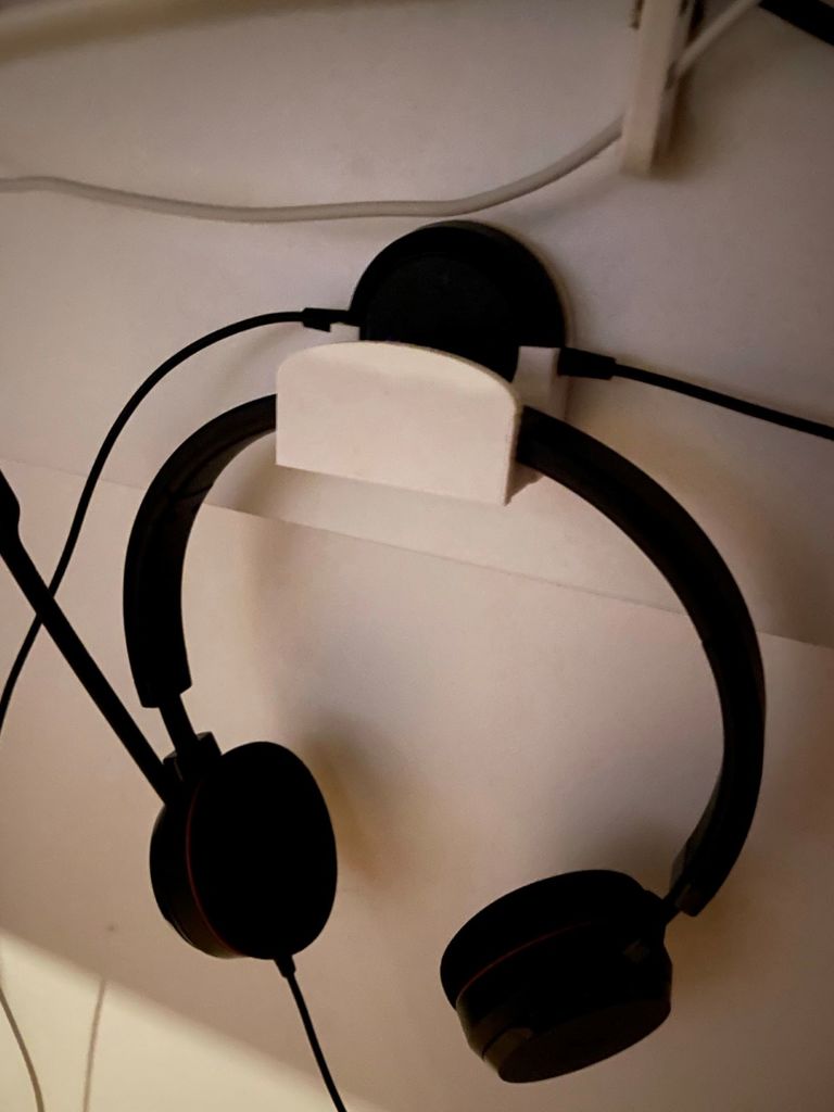 Jabra Evolve 20/30 holder for clumsy people