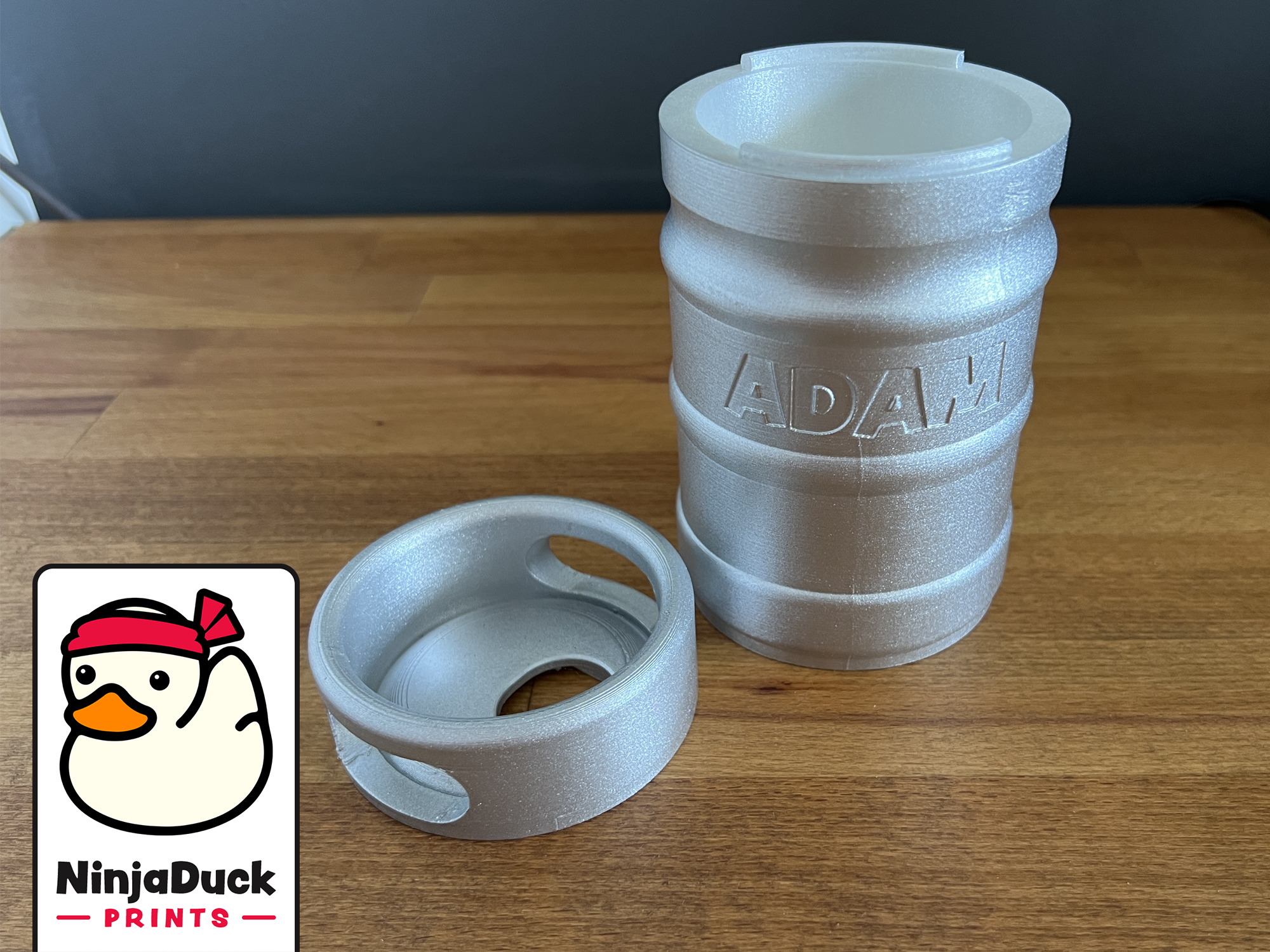 Miniatura 3 do modelo 3D Keg Can Holder