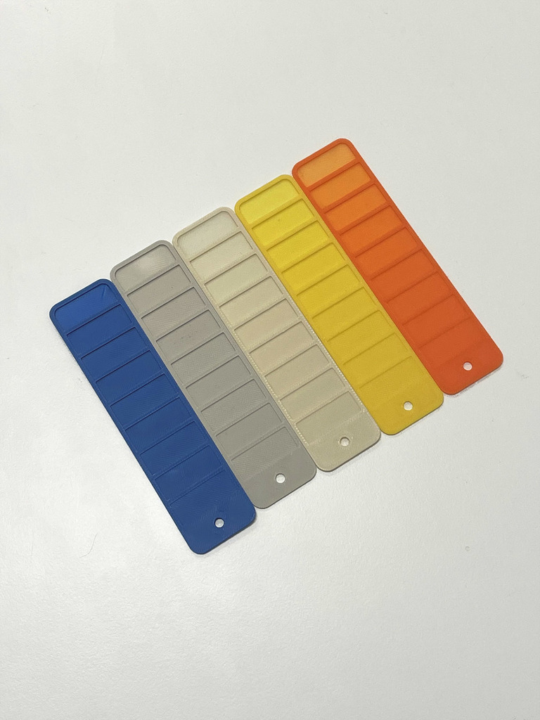 Another filament swatch focusing on transparency