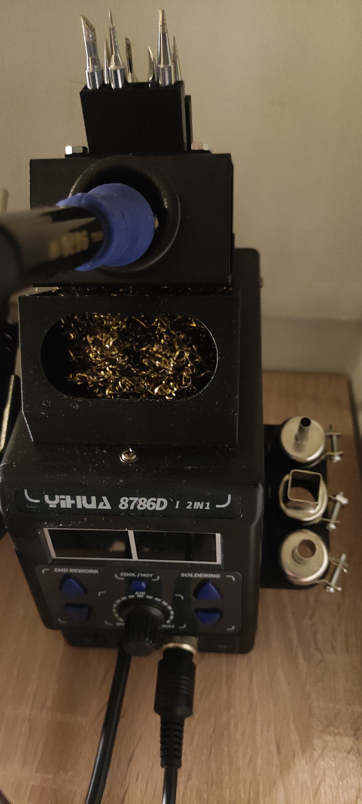 Yihua 8786D accessories