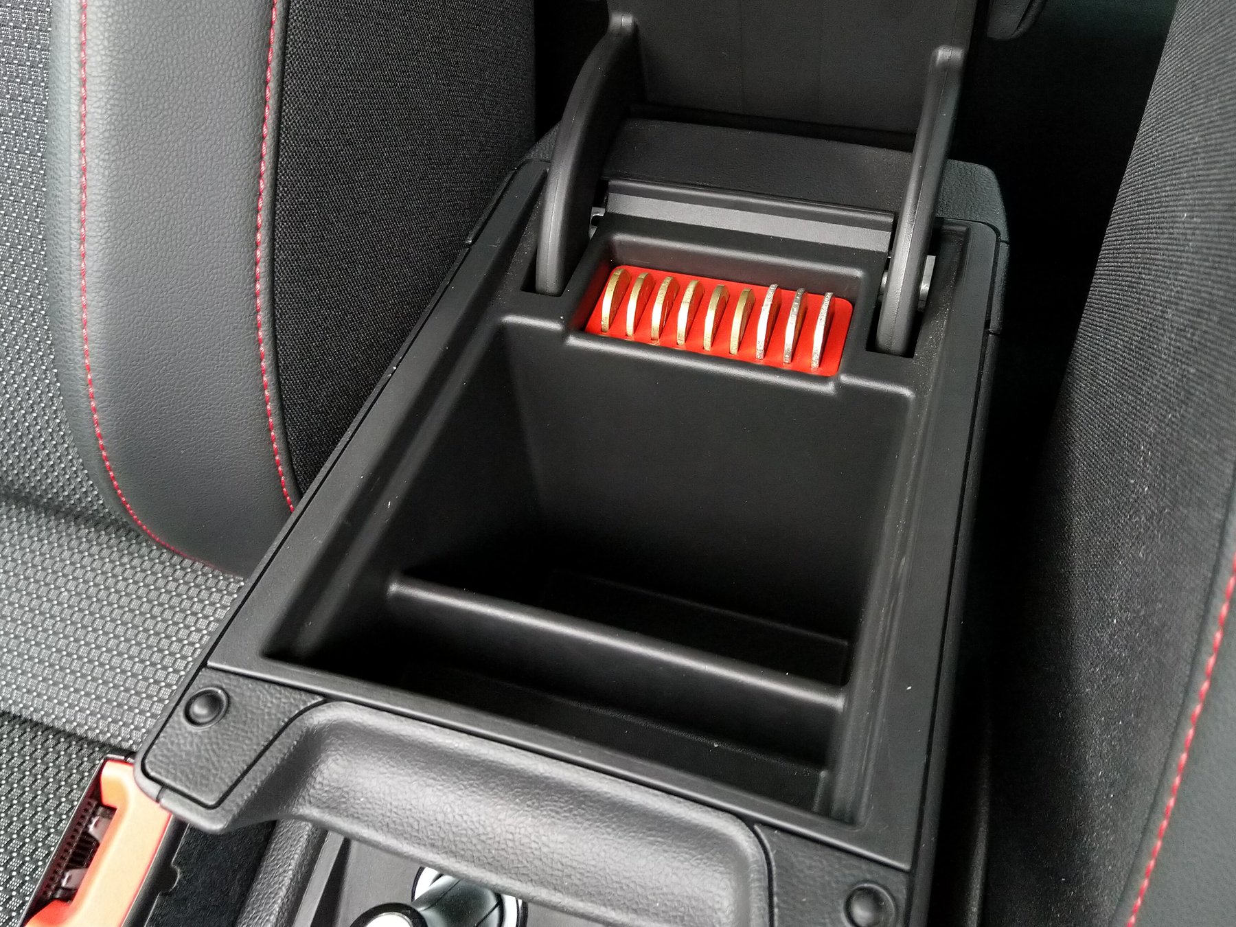 Coin Holder VW Seat Leon 5F (center armrest) 50ct 1€ 2€