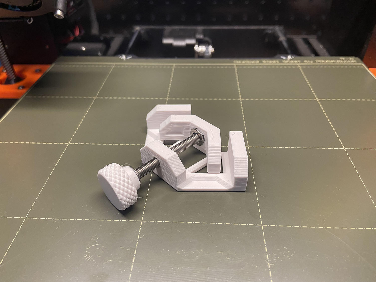 Tiny Corner Clamp