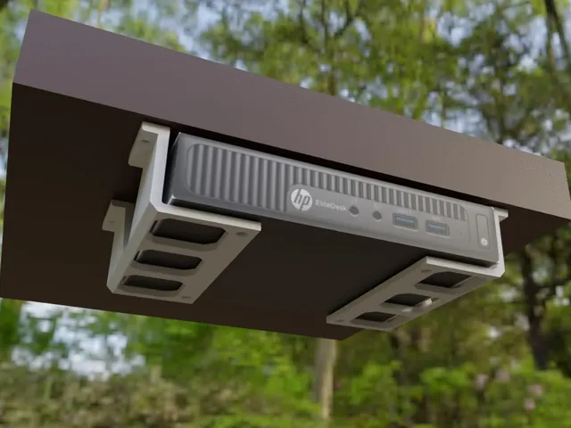 HP EliteDesk 705 G2 A8 under desk mount.