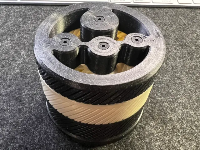 Umikot 58 WDT Grip Spin Ring