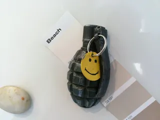 Fridge magnet grenade Bad Company