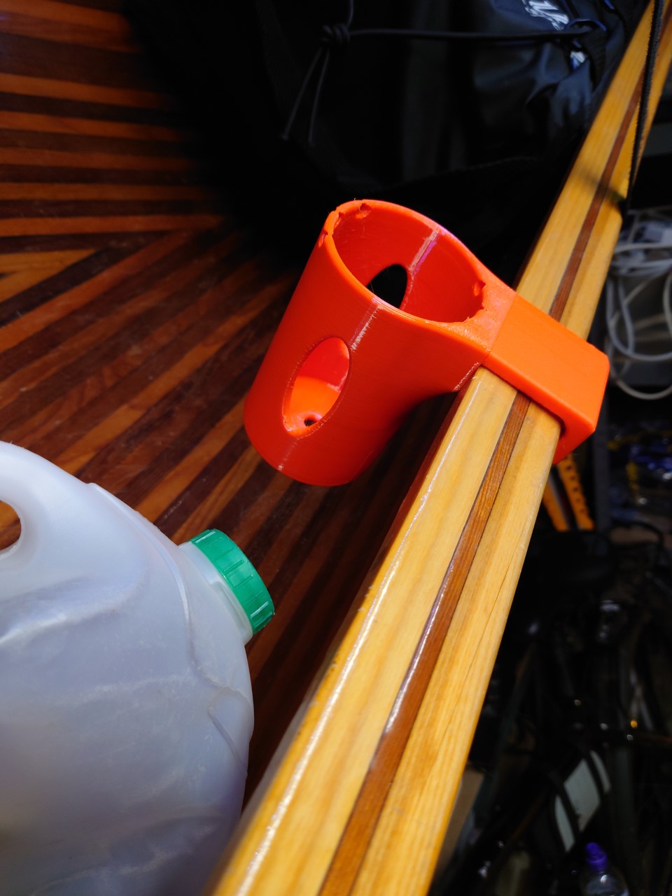 Canoe drinks holder by David Gillespie Download free STL model