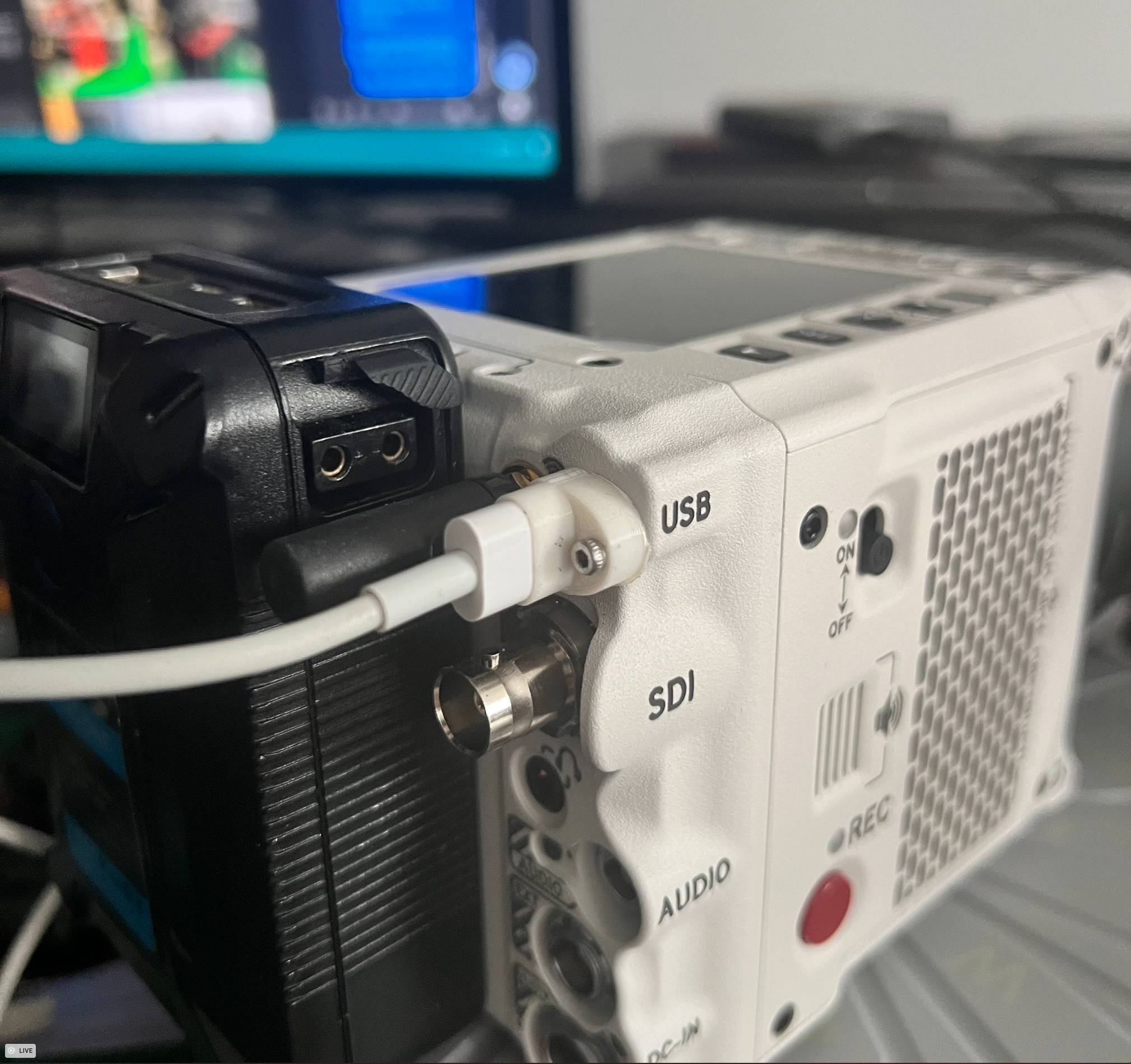 Komodo X USB C Locking screw