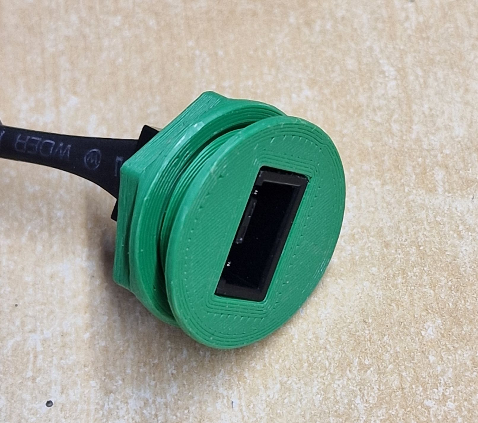 4pin PC fan pass through grommet