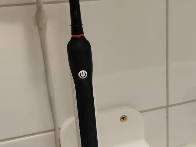 Oral B / Braun / Philips electric tooth brush holder