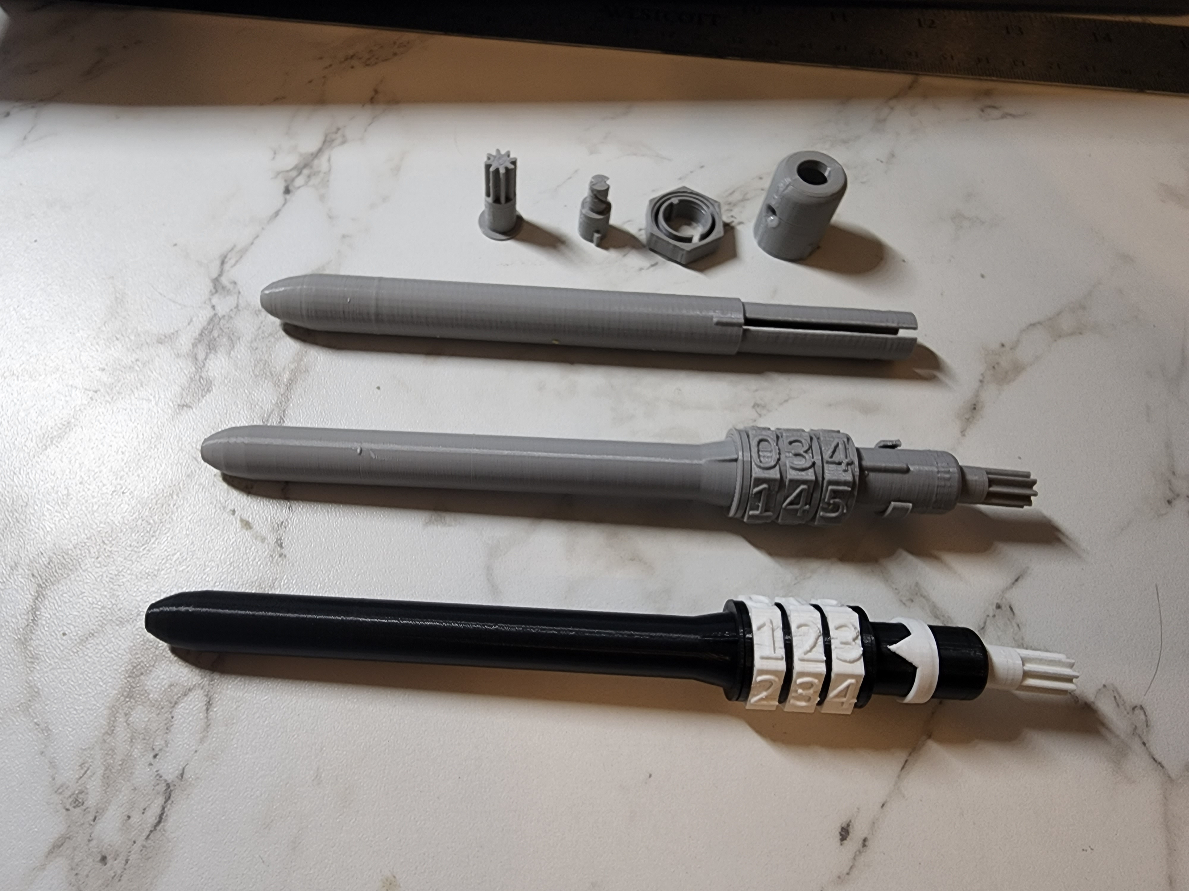 Miniatura 4 do modelo 3D Combination Lock Pen