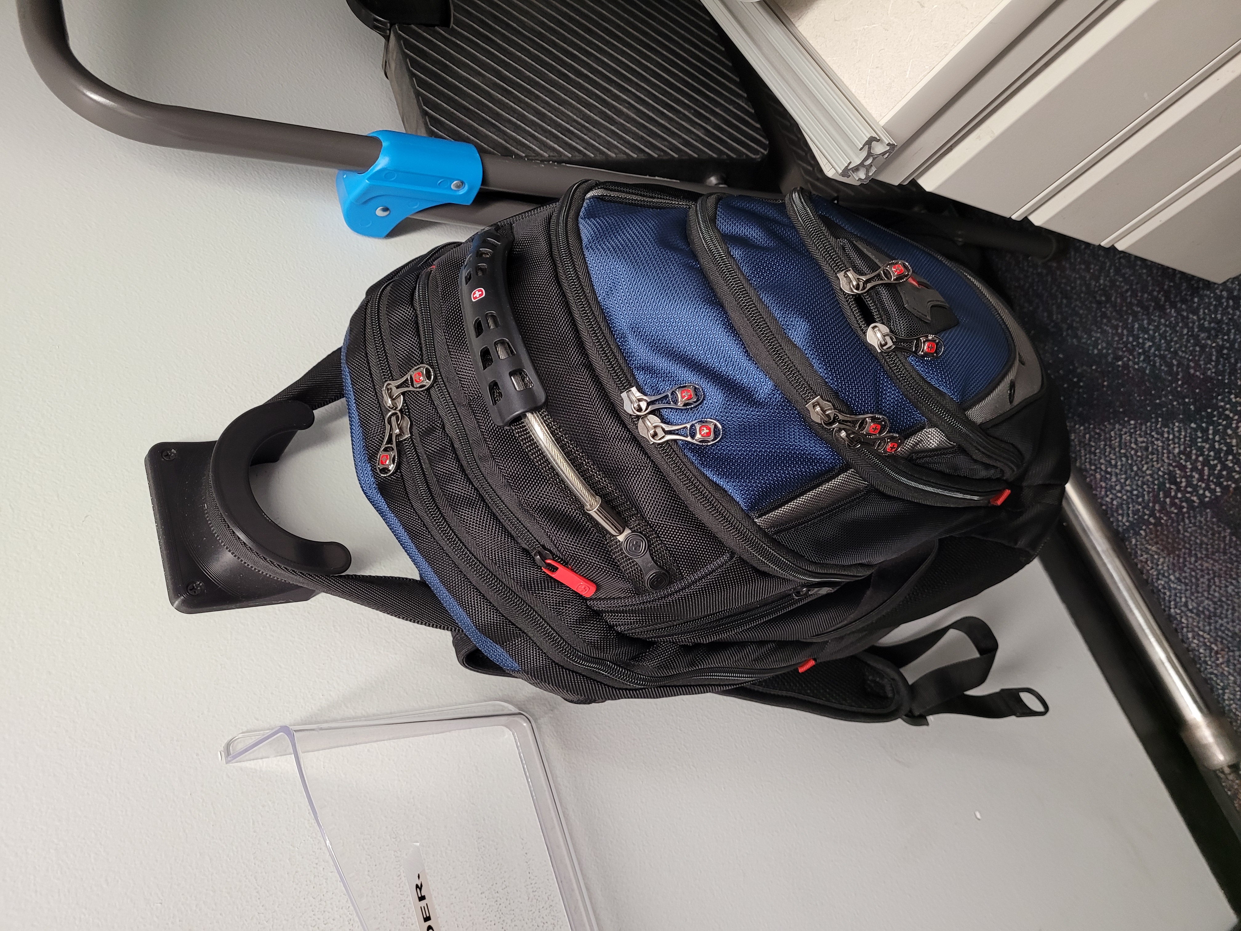 Miniatura 2 do modelo 3D Backpack Hook