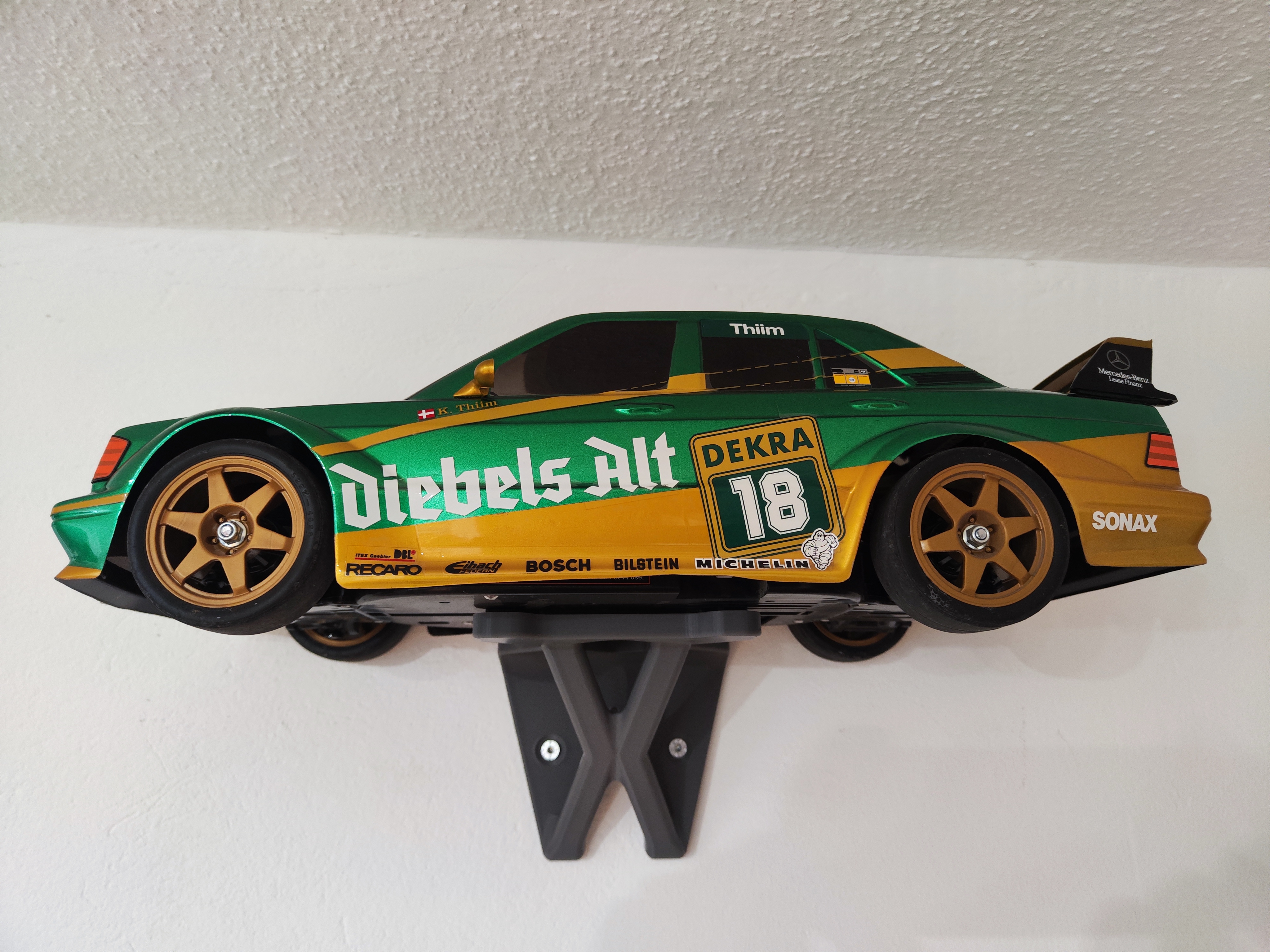 RC Wall Mount
