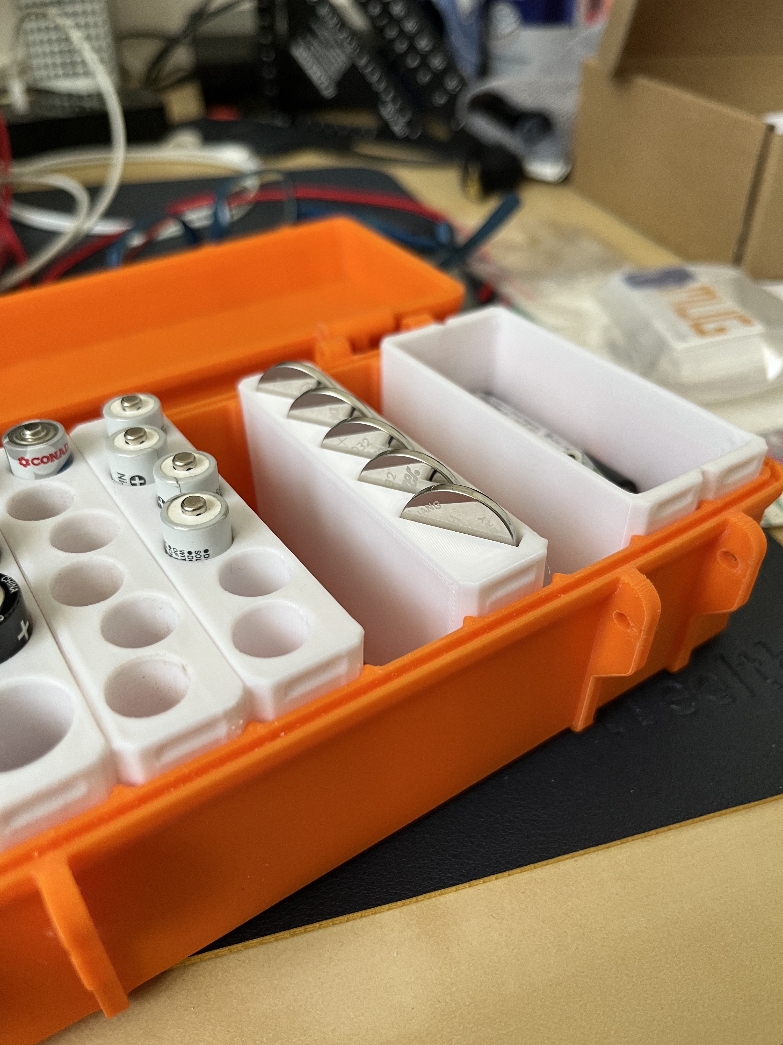 CR2023 insert for Rugged Box with Universal Slots