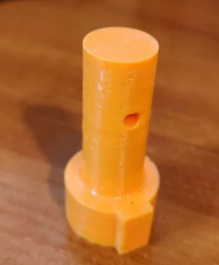 Replacing the plastic part of the handlebar of the hiper model b2 elrctric scooter