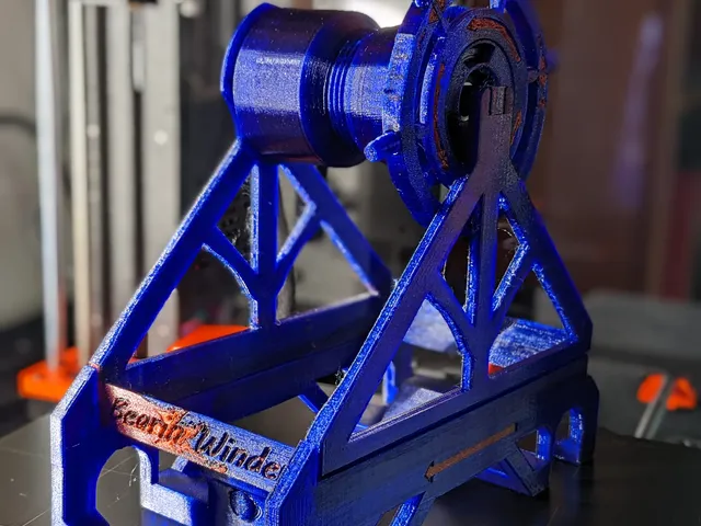 The Bearin Winder - A Universal Spool Rewinder