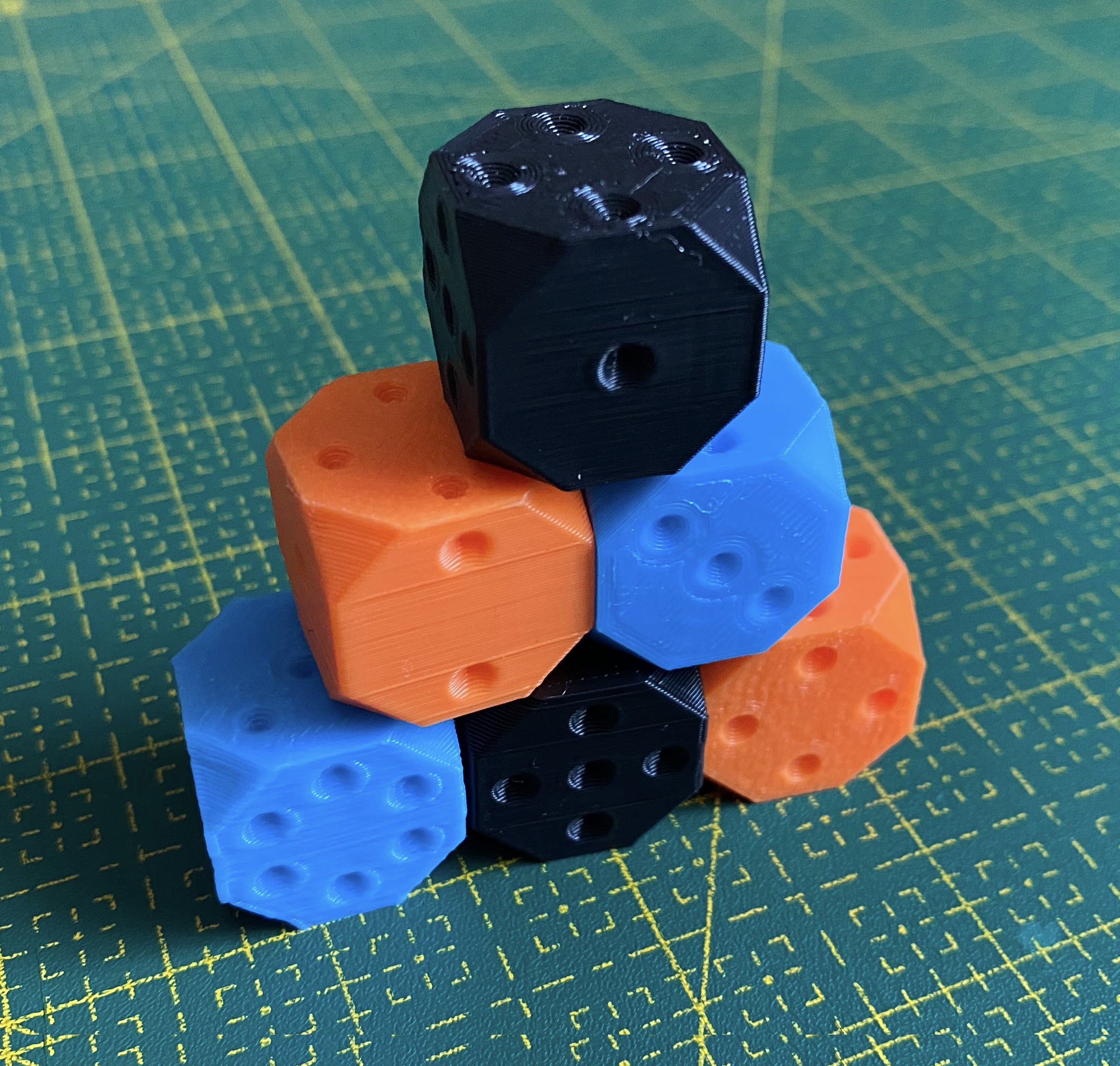 Voron design style calibration dice by PraetorianCZ Download free STL