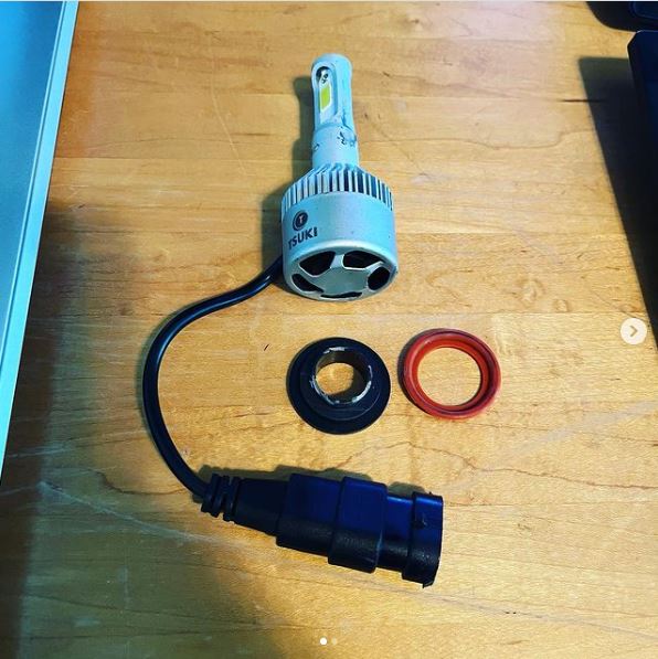 H9 H11 LED Bulb Adapter by Jordan K Download free STL model