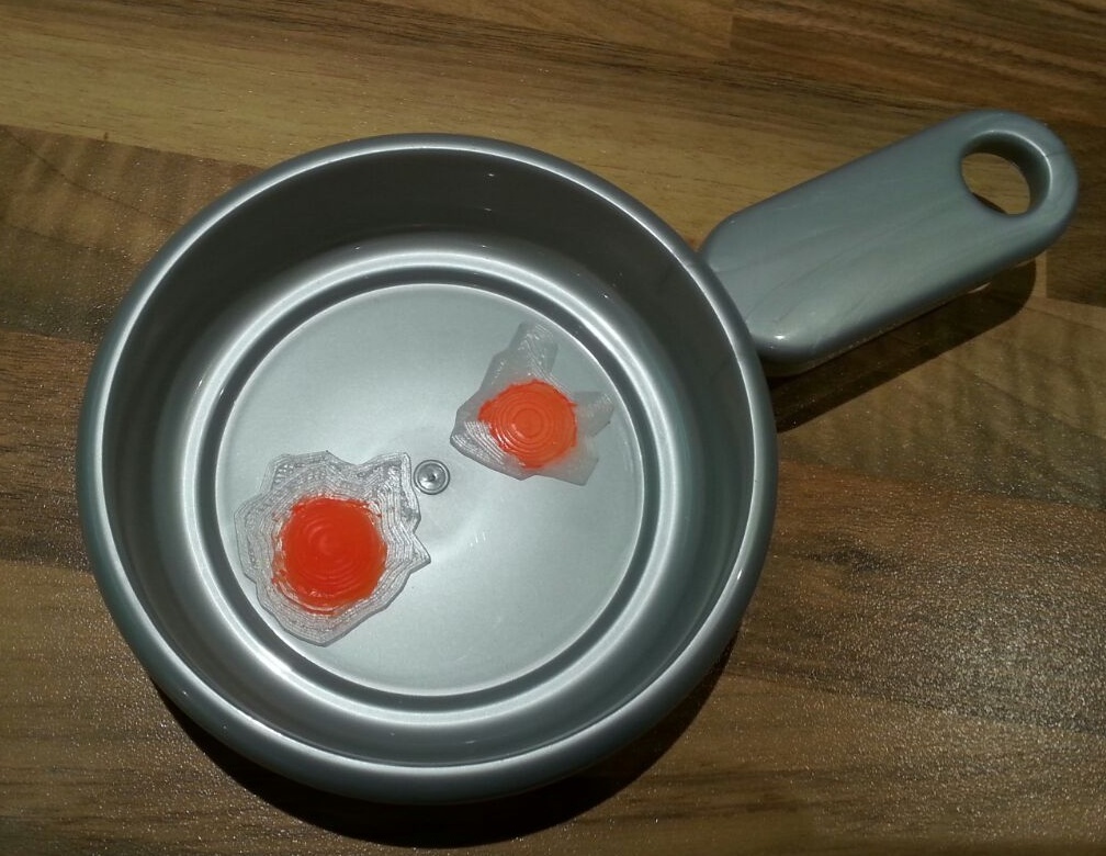 Sunny side up for toy kitchen - Spiegeleier für die Spielzeugküche