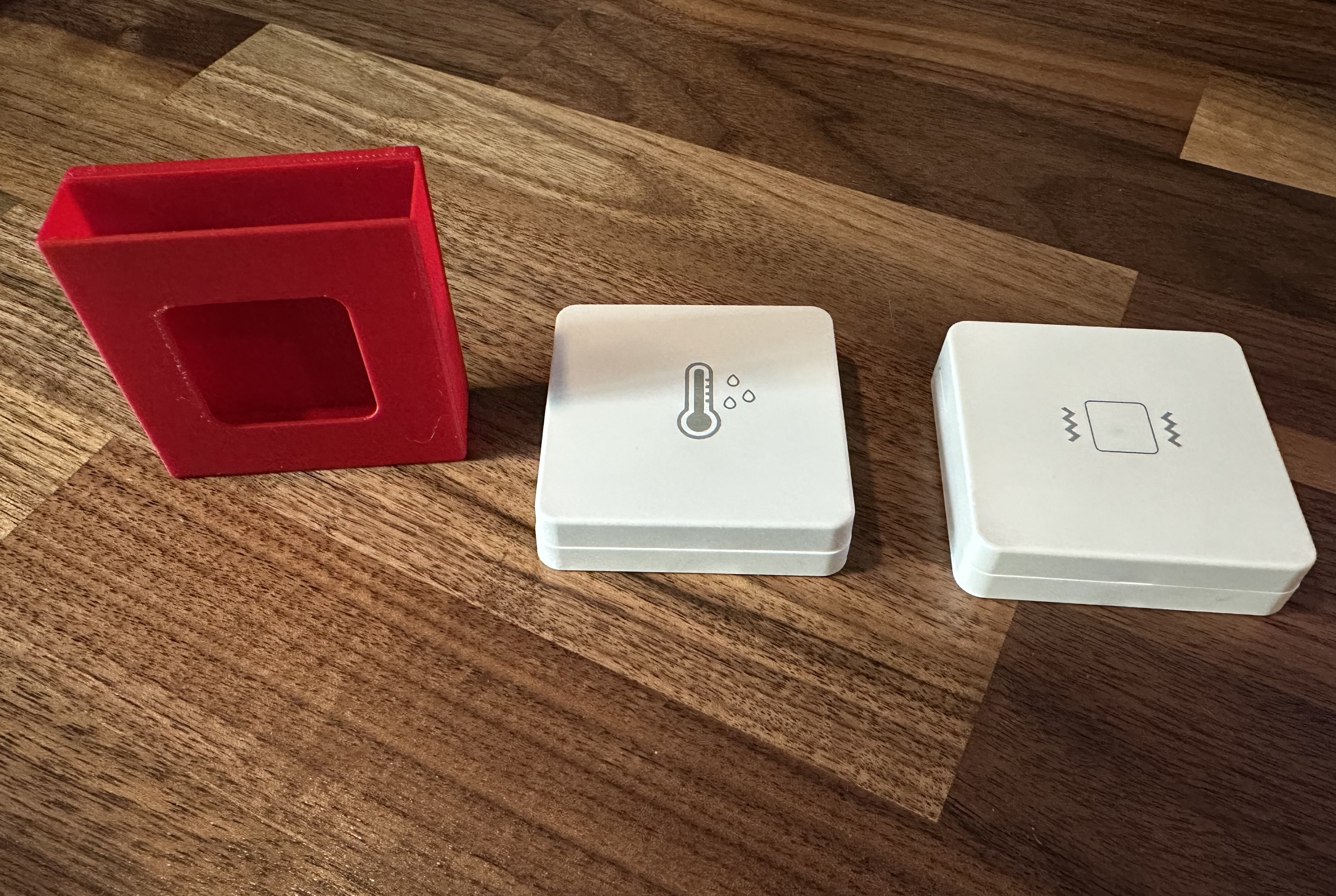 Miniatura 4 do modelo 3D ThirdReality Zigbee Sensor Magnetic Mount