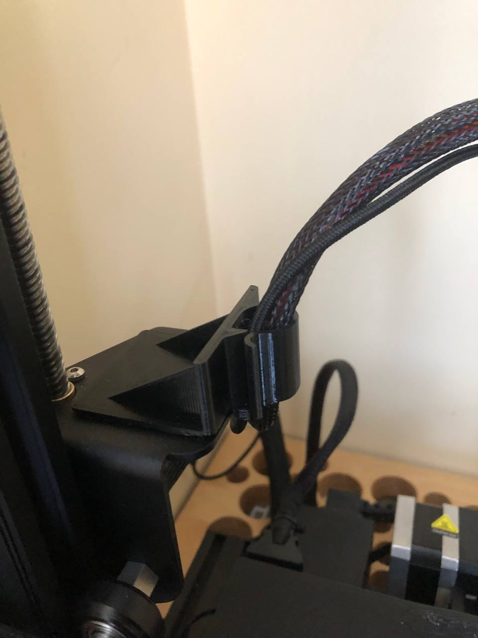 Ender 3 V2 neo Extruder Cable Guide by Eugen Shvatsky Download free
