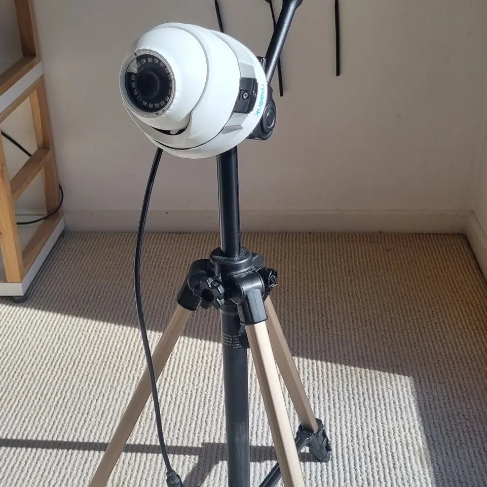 Reolink POE camera tripod adapter by peter, Download free STL model