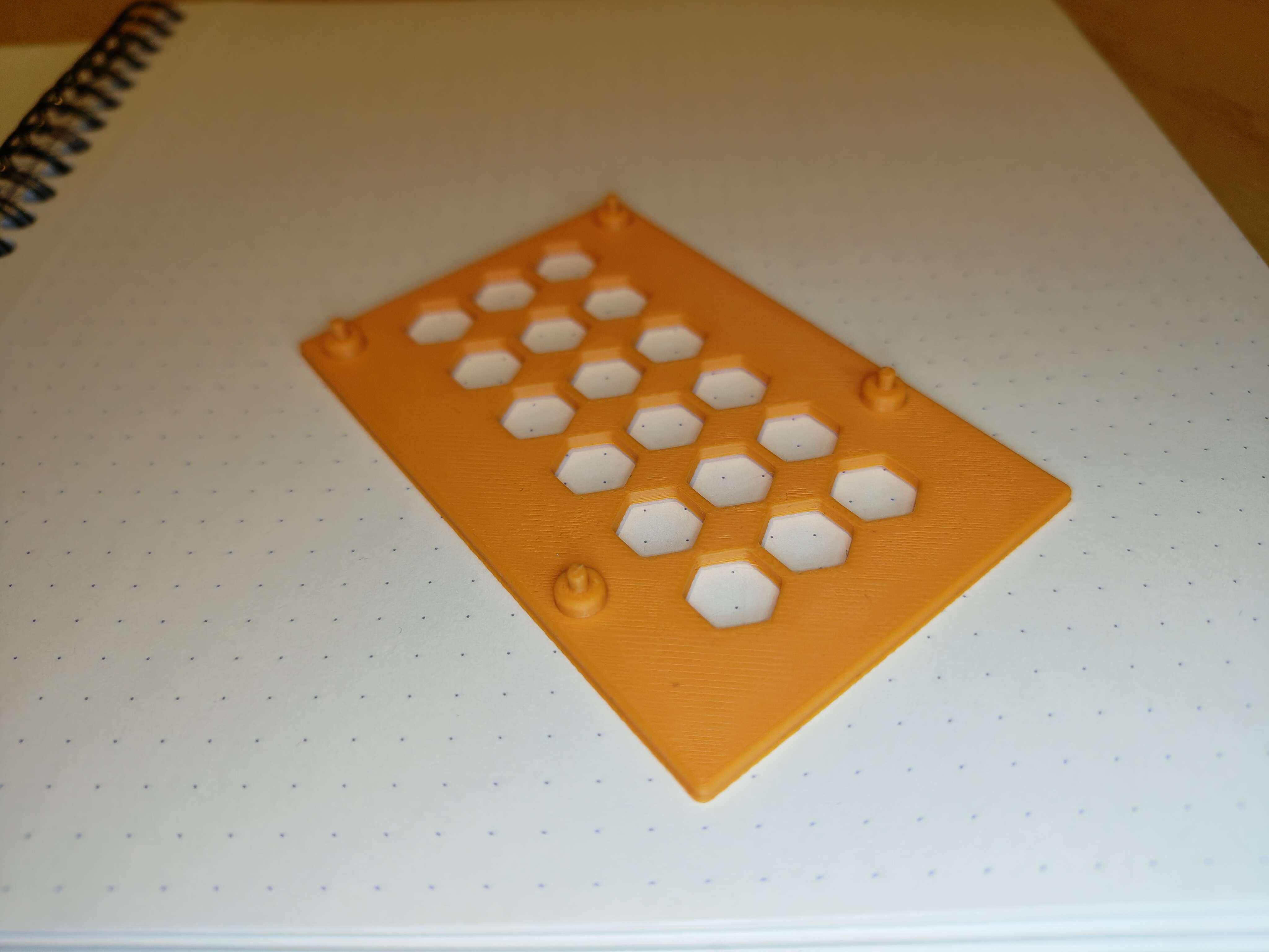 Miniatura 2 do modelo 3D Simple Raspberry Pi Stand