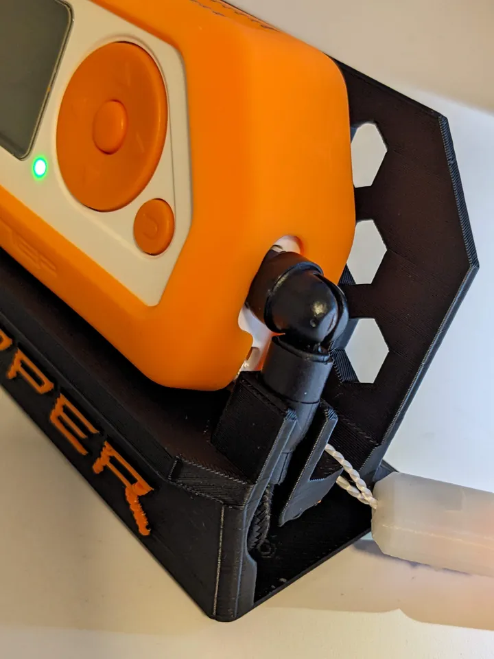 Magnet USB Dock for Flipper Zero by T3CHKOMMIE | Download free STL ...